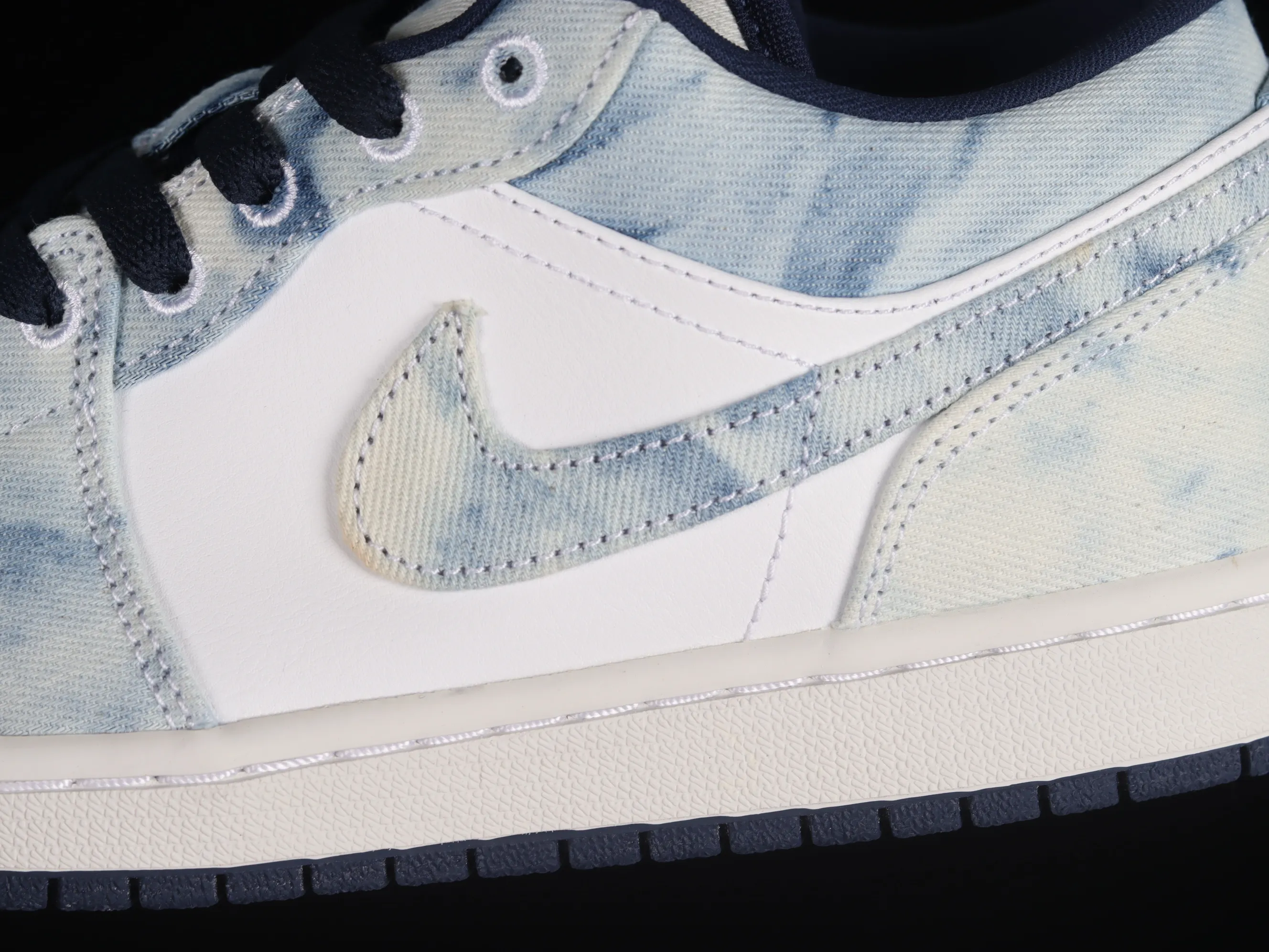 All categories Air Jordan Jordan series basketball shoes Air Jordan 1 Low G version pure original Air Jordan 1 Low "Lce Blue" AJ1 Joe 1 denim blue low-top basketball shoes CZ8455-100